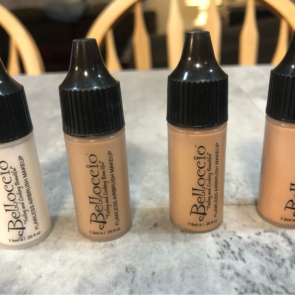Air Brush Make up set of 8 various colors & finish spray Flawless make up